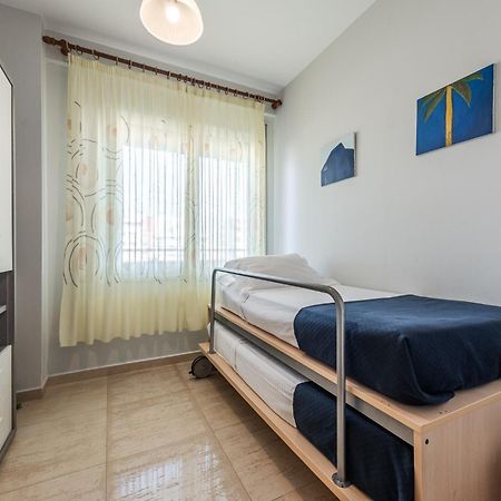 Main Square Apartment Durres Bagian luar foto